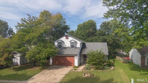 2712 S Pine Meadows Dr, Bloomington, IN, 47403-3411 | Card Image