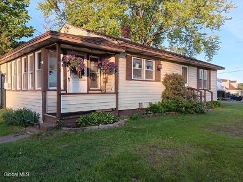 83 Northville Rd, Northville, NY, 12134-5404 | Card Image