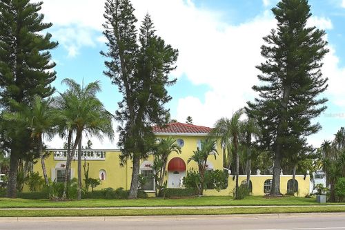 305 Gulf Blvd, BELLEAIR BEACH, FL, 33786-3231 | Card Image