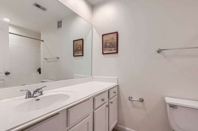 UNIT-625 - 9525 N Capital Of Texas Hwy, Condo with 2 bedrooms, 2 bathrooms and 2 parking in Austin TX | Image 19