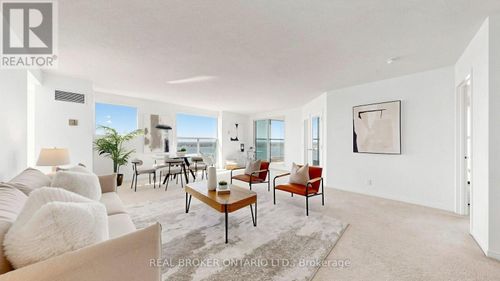 2108-99 Harbour Sq, Toronto, ON, M5J2H2 | Card Image