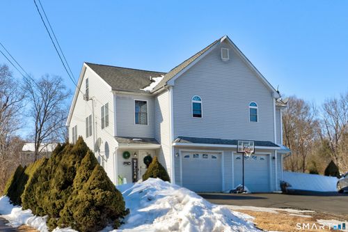 b-82 Summer St, Southington, CT, 06489-3546 | Card Image