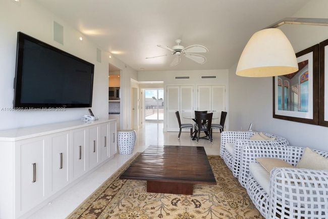 APT-174 - 201 Crandon Blvd, Townhouse with 4 bedrooms, 7 bathrooms and null parking in Key Biscayne FL | Image 41