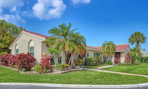 v6-2121 Pueblo Cir, SARASOTA, FL, 34231-5609 | Card Image