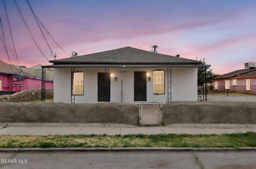 209 Hardesty Pl, El Paso, TX, 79905-4311 | Card Image