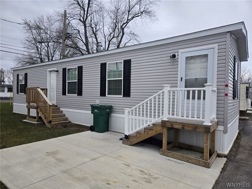 52 Shamrock Dr, Lackawanna, NY, 14218-3459 | Card Image