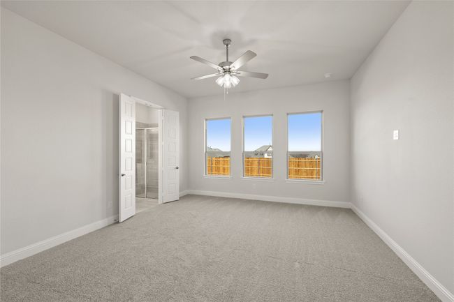 1002 Emerald Trace Dr, House other with 4 bedrooms, 3 bathrooms and null parking in Justin TX | Image 22