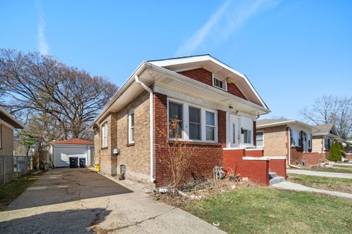 2010 S 7th Ave, Maywood, IL, 60153-3221 | Card Image