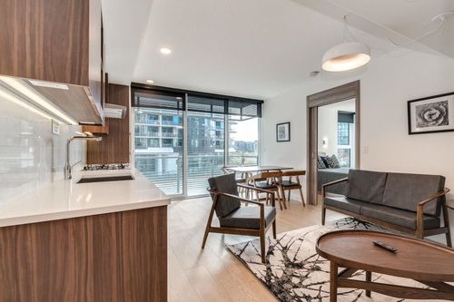 313-89 Nelson St, Vancouver, BC, V6B0P2 | Card Image