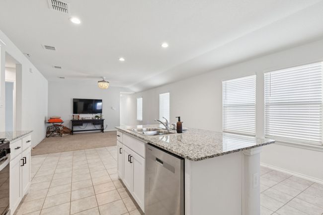 140 Running River Dr, House other with 3 bedrooms, 2 bathrooms and null parking in Boyd TX | Image 21