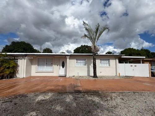 5615-5615 Nw 176th St, Miami Gardens, FL, 33055-3550 | Card Image