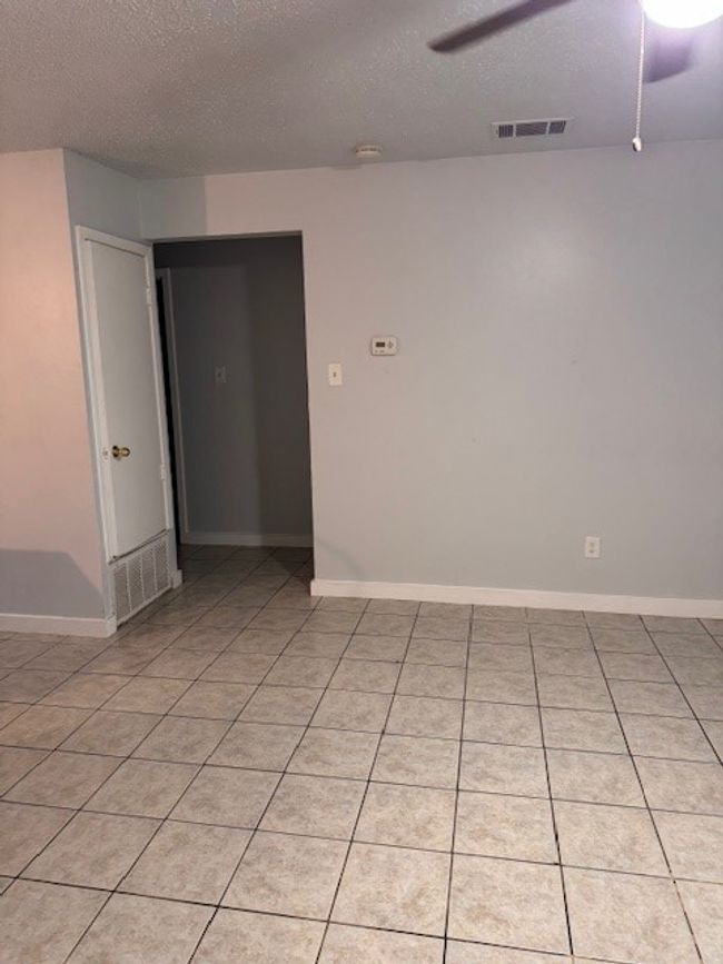 1903 Magnolia Dr, Townhouse with 1 bedrooms, 1 bathrooms and 2 parking in Round Rock TX | Image 6