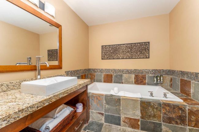 107 - 1818 Mountain Ave, Condo with 2 bedrooms, 2 bathrooms and 1 parking in Canmore AB | Image 13