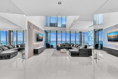 4403-17121 Collins Ave, Sunny Isles Beach, FL, 33160-3897 | Card Image