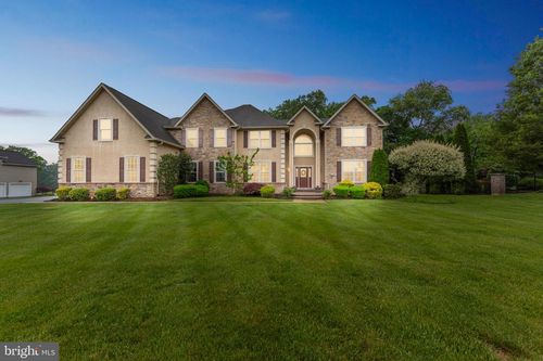 205 Dominics Ct, Woolwich Twp, NJ, 08085-5049 | Card Image