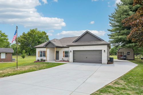 581 Pack Cir, Smithville, TN, 37166 | Card Image