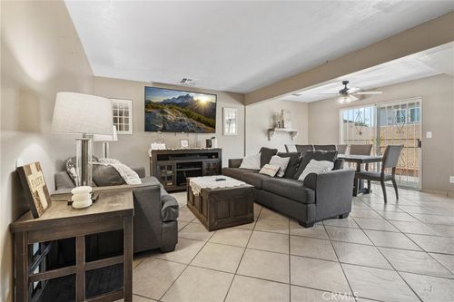 apt-c-1571 S Reservoir St, Pomona, CA, 91766-5400 | Card Image