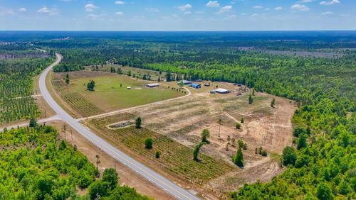 11842 Sw State Road 73 Roads, Blountstown, FL, 32424 | Card Image