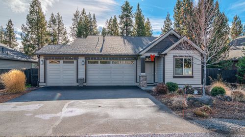 16501 Charlotte Day Dr, La Pine, OR, 97739-8604 | Card Image