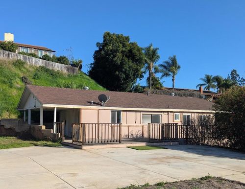 9209 Adlai Rd, Lakeside, CA, 92040-4803 | Card Image