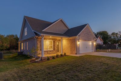 124 White Pine Court, House other with 3 bedrooms, 2 bathrooms and null parking in Frankfort KY | Image 1