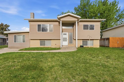 9882 S 610 E, Sandy, UT, 84070-3813 | Card Image