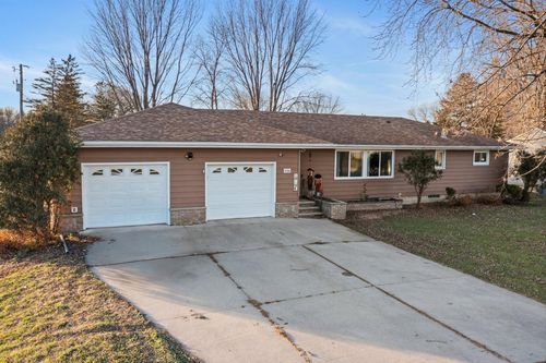 9324 Sw 37th Ave, Hope, MN, 56046-2006 | Card Image