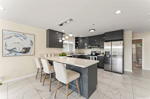 c-928 9th Avenue, Honolulu, HI, 96816 | Card Image