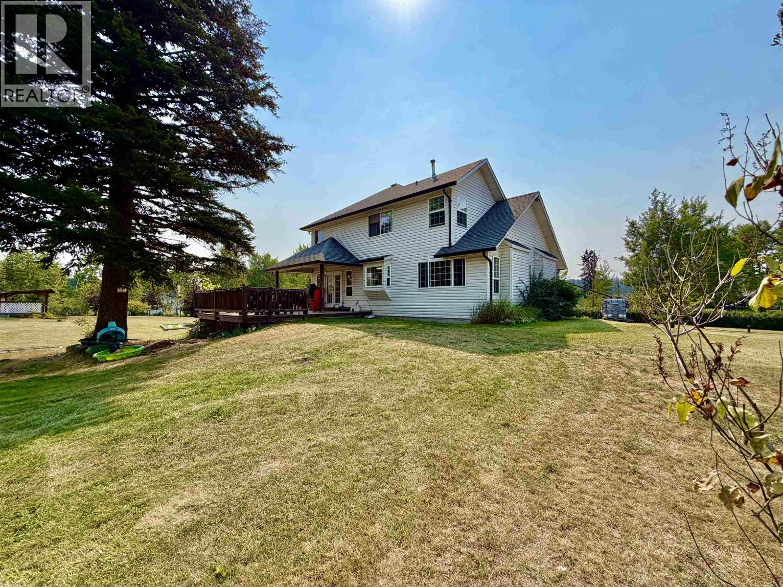 Residential in 103 Mile House 4
