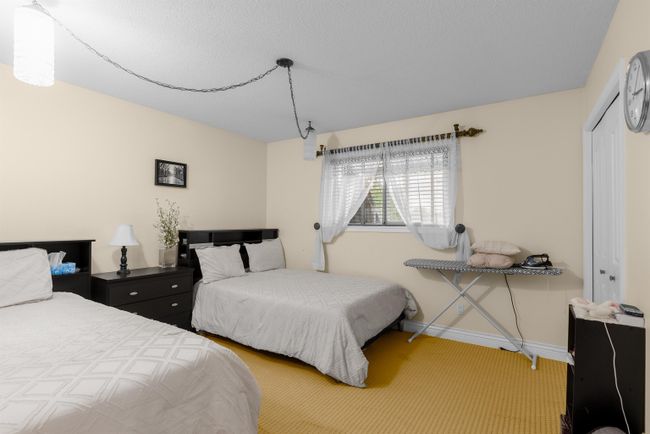 3740 Balsam Crescent, House other with 5 bedrooms, 3 bathrooms and 8 parking in Abbotsford BC | Image 11