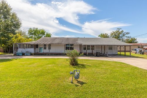 8338 Holmes Rd., Nederland, TX, 77627 | Card Image
