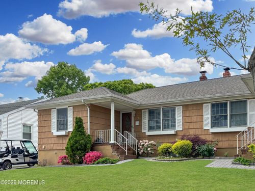15 Wigwam Path, Manasquan, NJ, 08736-3423 | Card Image