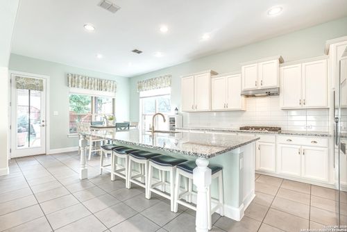 28710 Pfeiffers Gate, Fair Oaks Ranch, TX, 78015-4780 | Card Image