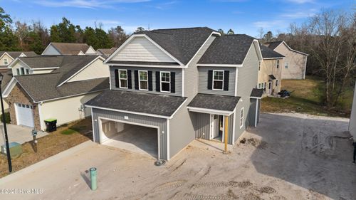 318 Hawks Bluff Dr, New Bern, NC, 28560-1817 | Card Image