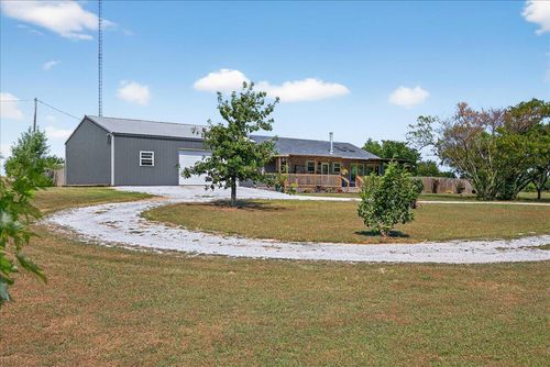 9984 Raccoon Rd, Granby, MO, 64844-7950 | Card Image
