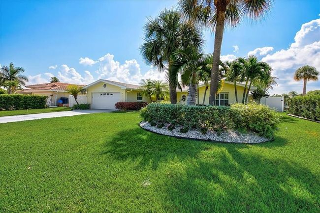 217 Driftwood Ln, House other with 3 bedrooms, 2 bathrooms and null parking in LARGO FL | Image 6