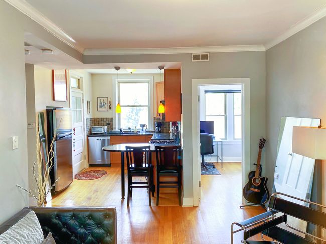 APT-3E - 1702 W Catalpa Ave, Home with 2 bedrooms, 1 bathrooms and null parking in Chicago IL | Image 5