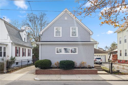 274 Montgomery Ave, Cranston, RI, 02905-4213 | Card Image