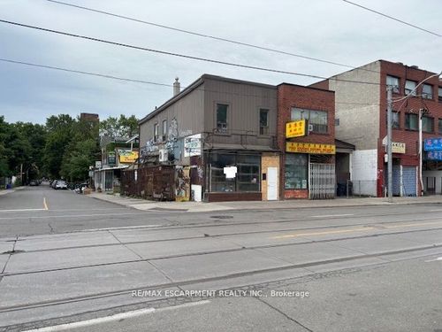 673 Gerrard St E, Toronto, ON, M4M1Y2 | Card Image