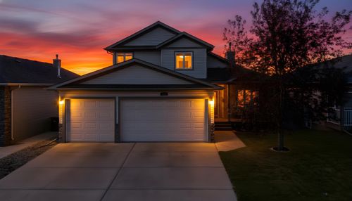 100 Hillcrest Blvd, Strathmore, AB, T1P0A4 | Card Image