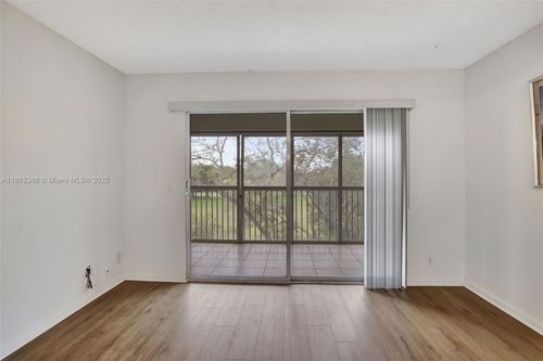 apt-402e-1201 Sw 128th Ter, Pembroke Pines, FL, 33027-4083 | Card Image