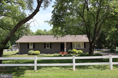 29429 Edgewood Ave, Laurel, DE, 19956-3646 | Card Image