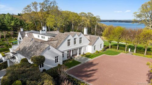 233 Cleft Road, Oyster Bay, NY, 11765 | Card Image