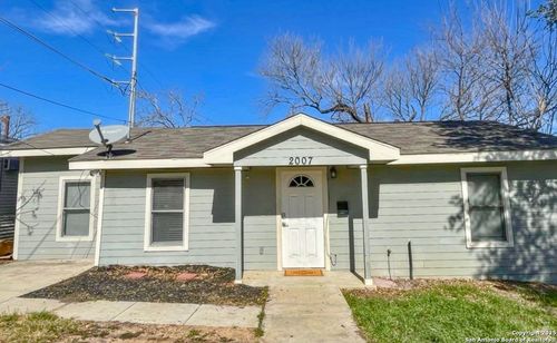 2007 Lamar St, San Antonio, TX, 78202-1622 | Card Image