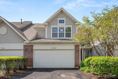 3250 Cool Springs Ct, Naperville, IL, 60564-8237 | Card Image