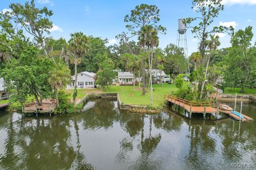 5201 Riverside Dr, Yankeetown, FL, 34498-2238 | Card Image
