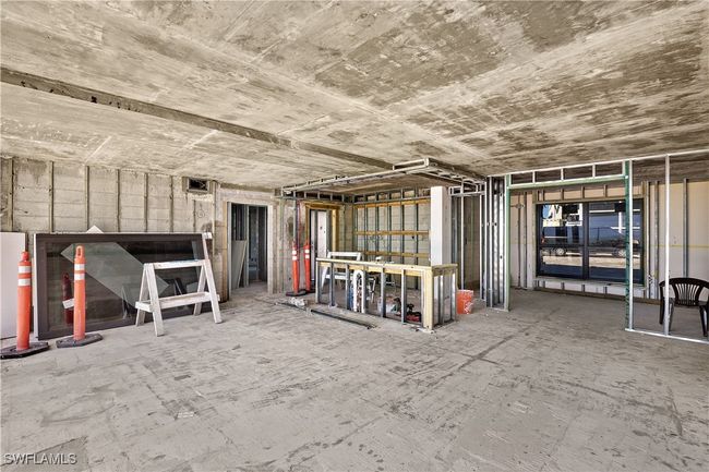 L/R, kitchen | Image 9