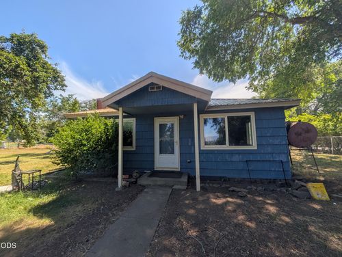 37419 Modoc Point Rd, Chiloquin, OR, 97624-7796 | Card Image