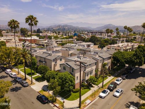 10-701 E Harvard St, Glendale, CA, 91205-1174 | Card Image