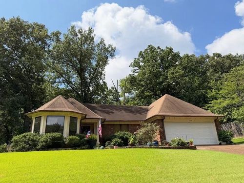 2249 Easton Dr, Cordova, TN, 38016-4538 | Card Image